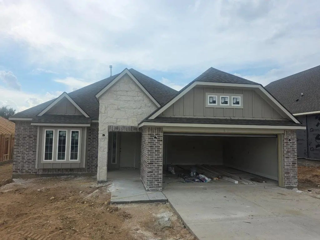 2052 Winepress Road, Brenham