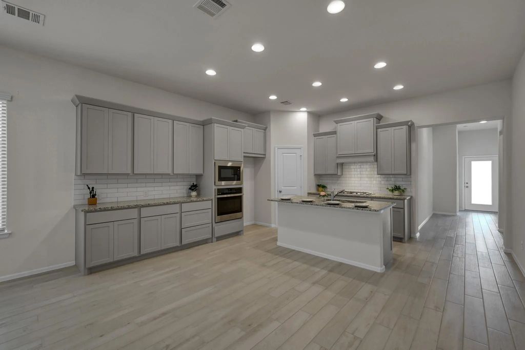 17446 Vino Vines Lane, Conroe