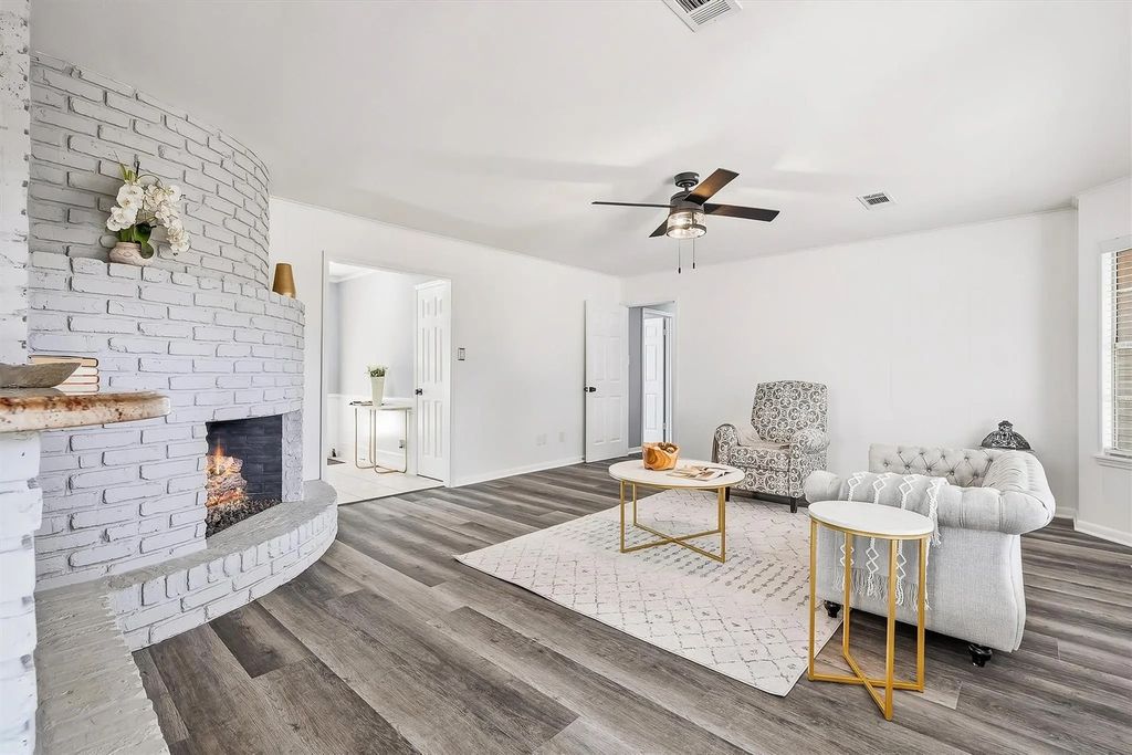 2503 Moss Hill Drive, Houston