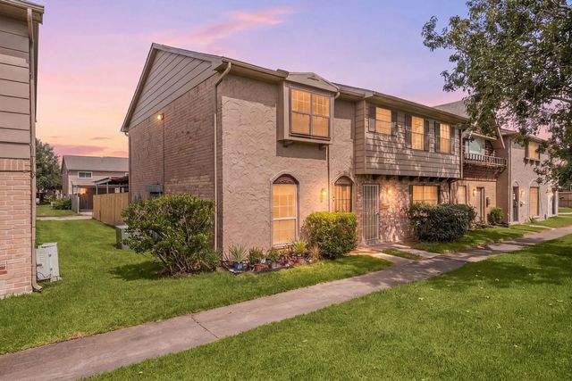 7272 Crownwest Street 7272, Houston