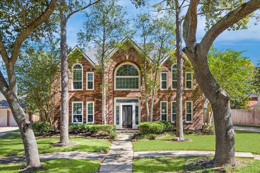 16802 Willow Bend Court, Sugar Land