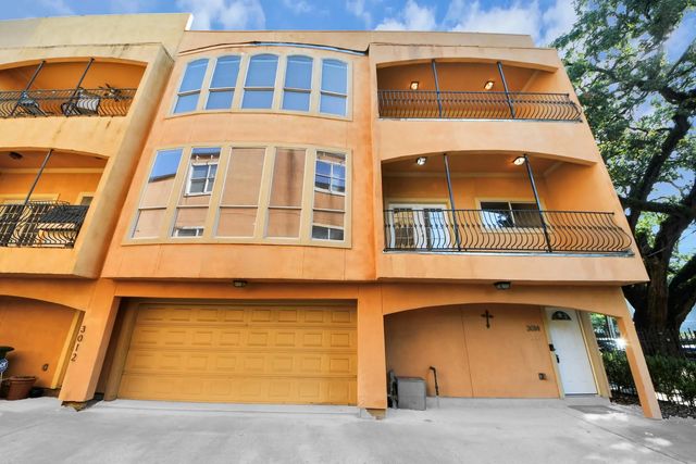 3014 Chenevert Street, Houston