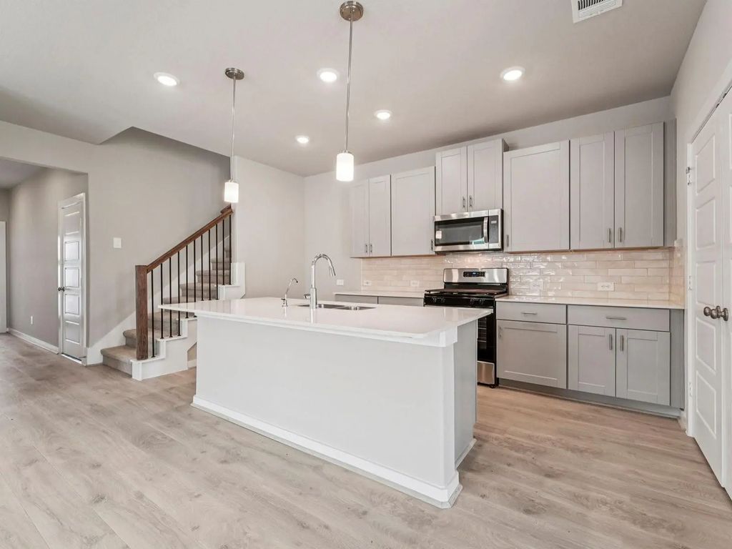 12031 Marlin Strait Drive, Baytown