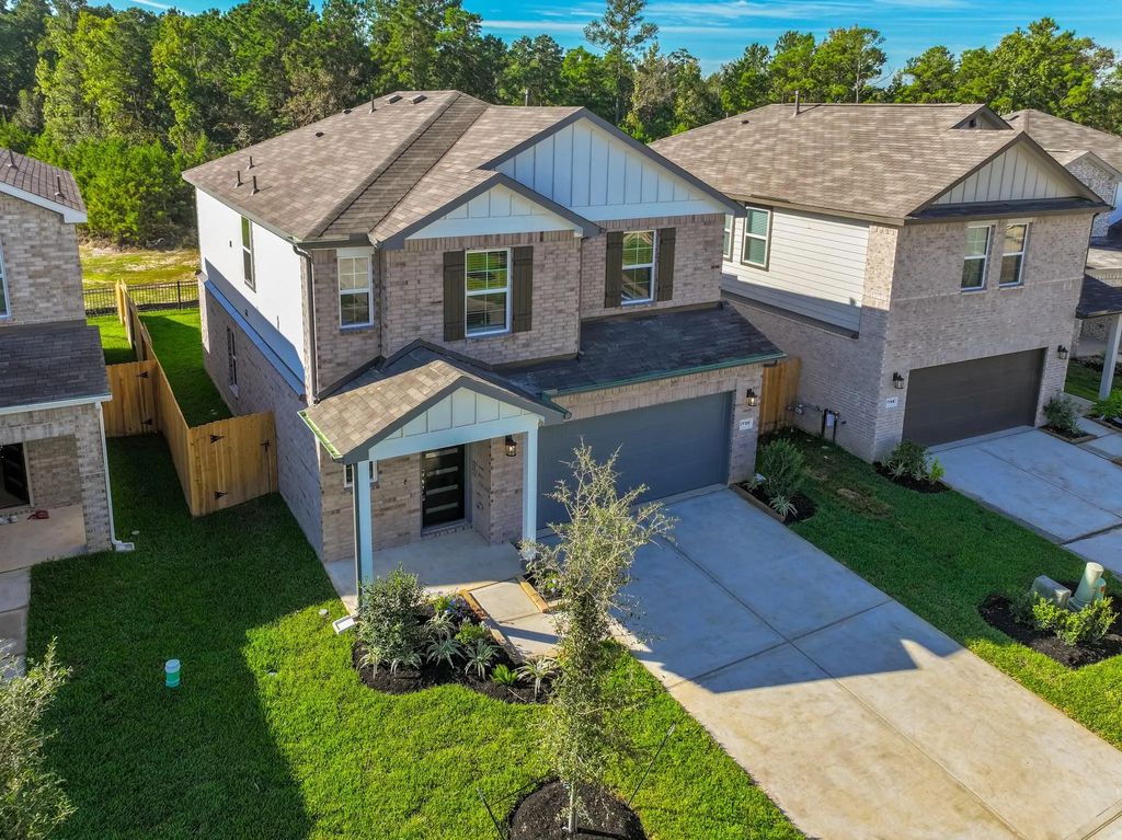 7730 Bergamot Circle, Magnolia