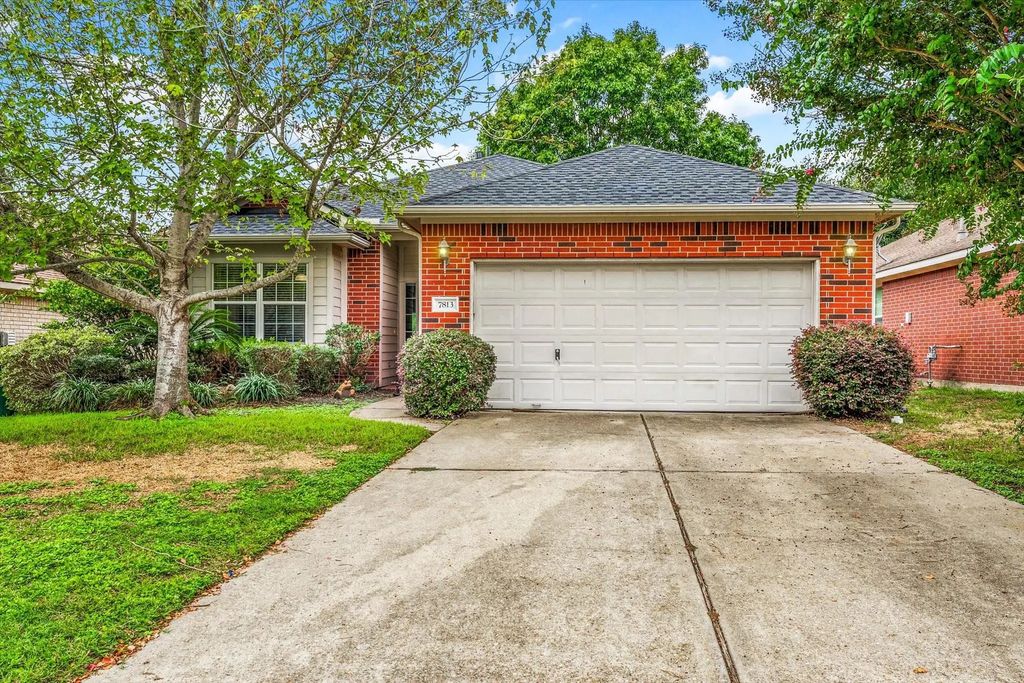 7813 Mary Katheryns Crossing, Conroe