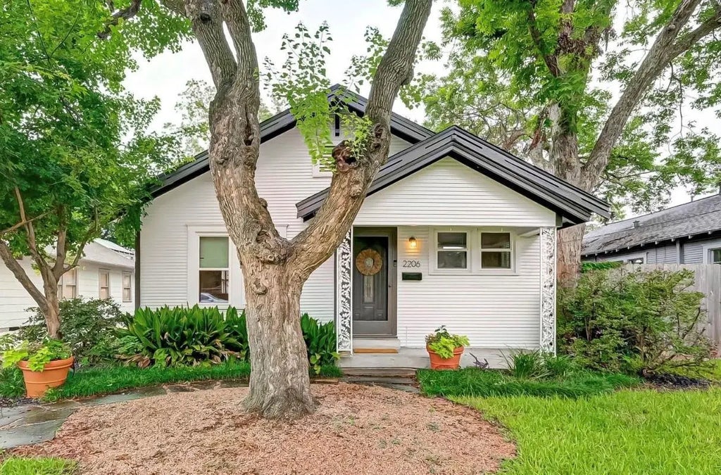 2206 Singleton Street, Houston