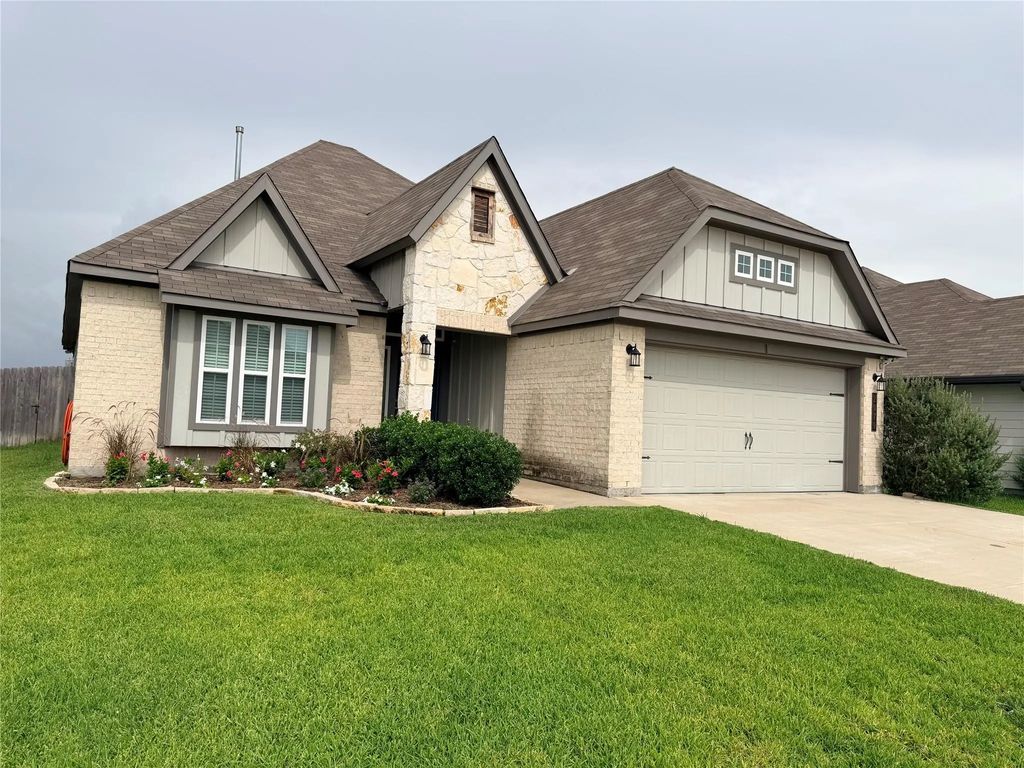 2079 Muscadine Trail, Brenham