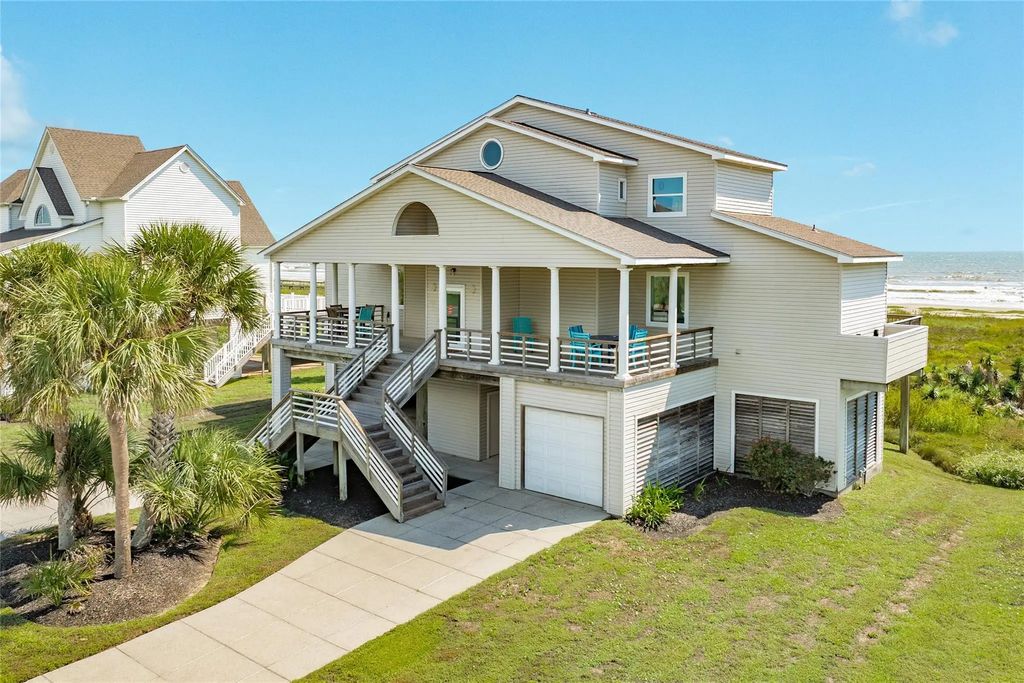 20911 W Sand Hill Drive, Galveston