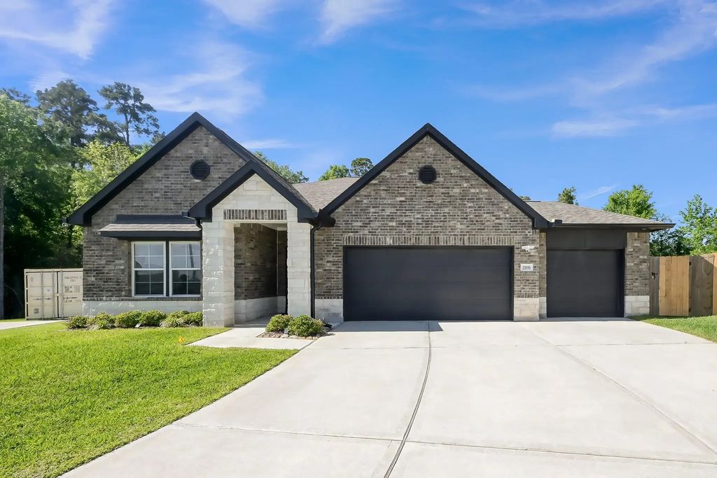 11696 Whirlaway Drive, Willis
