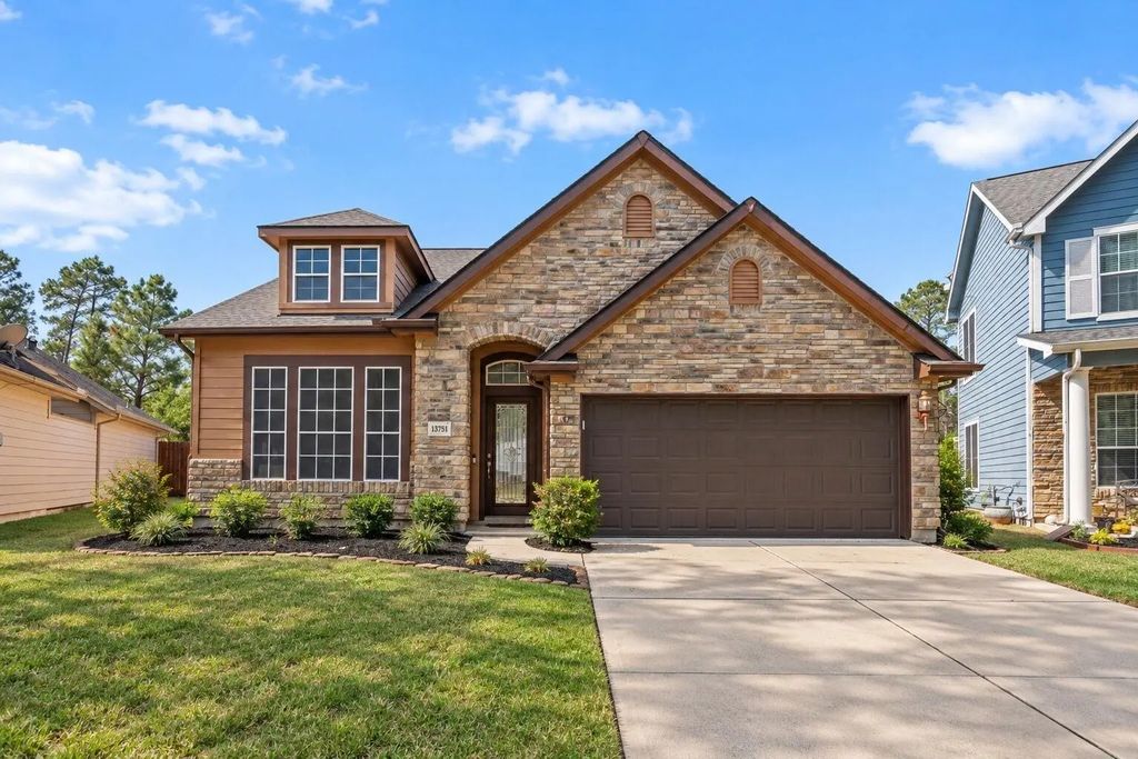 13751 Crested Iris Drive, Cypress