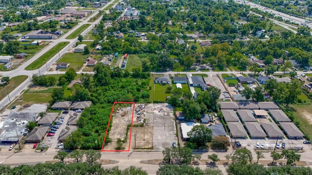 5806 Hirsch Road, Houston