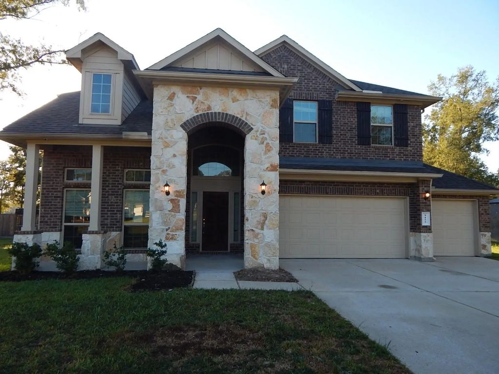 9155 White Tail Drive, Conroe