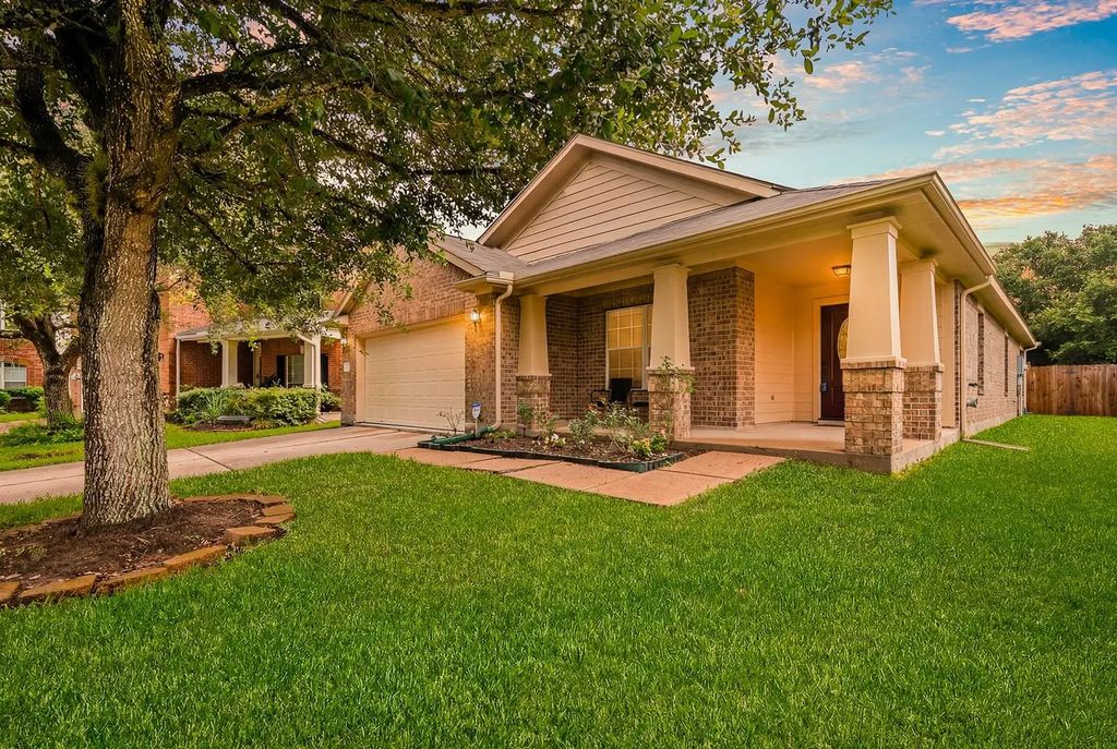 7922 Linden Oaks Lane, Richmond