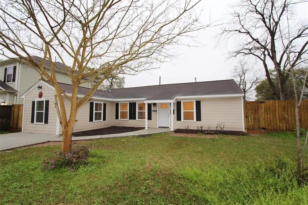 6529 Schiller Street, Houston