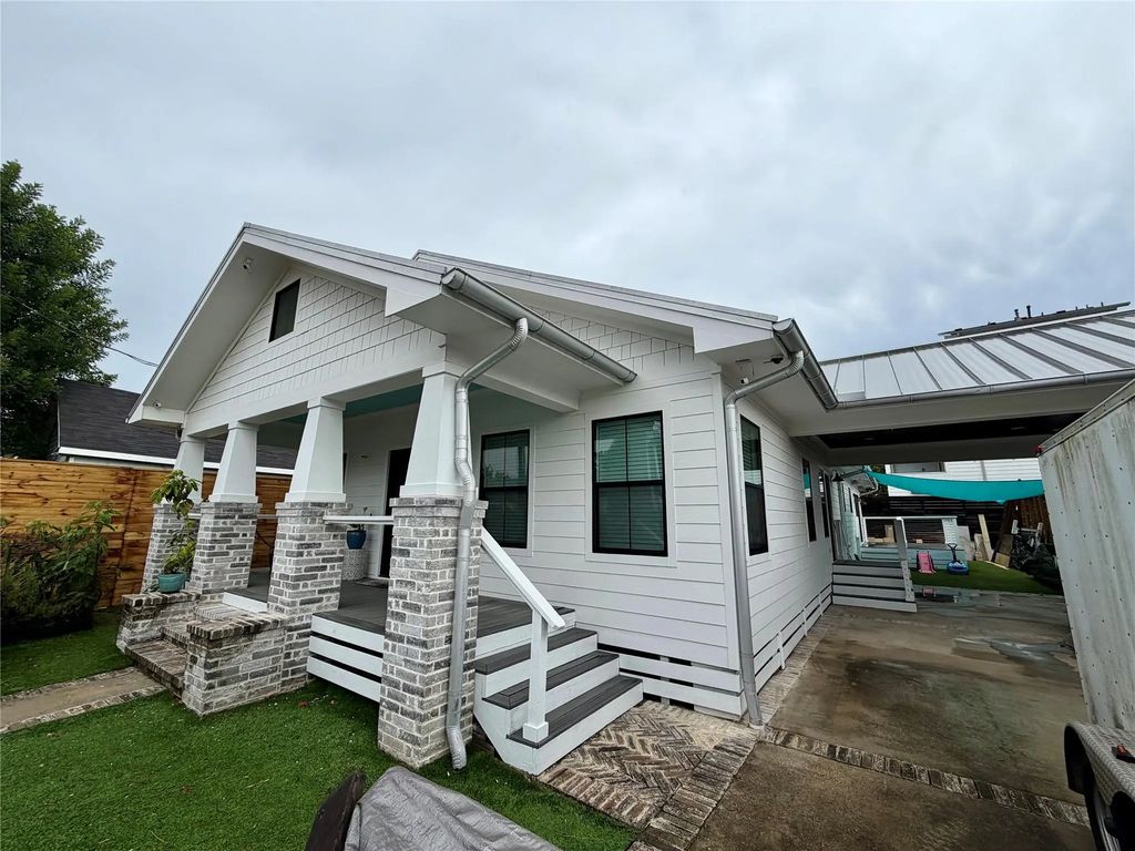 1914 Elysian Street, Houston