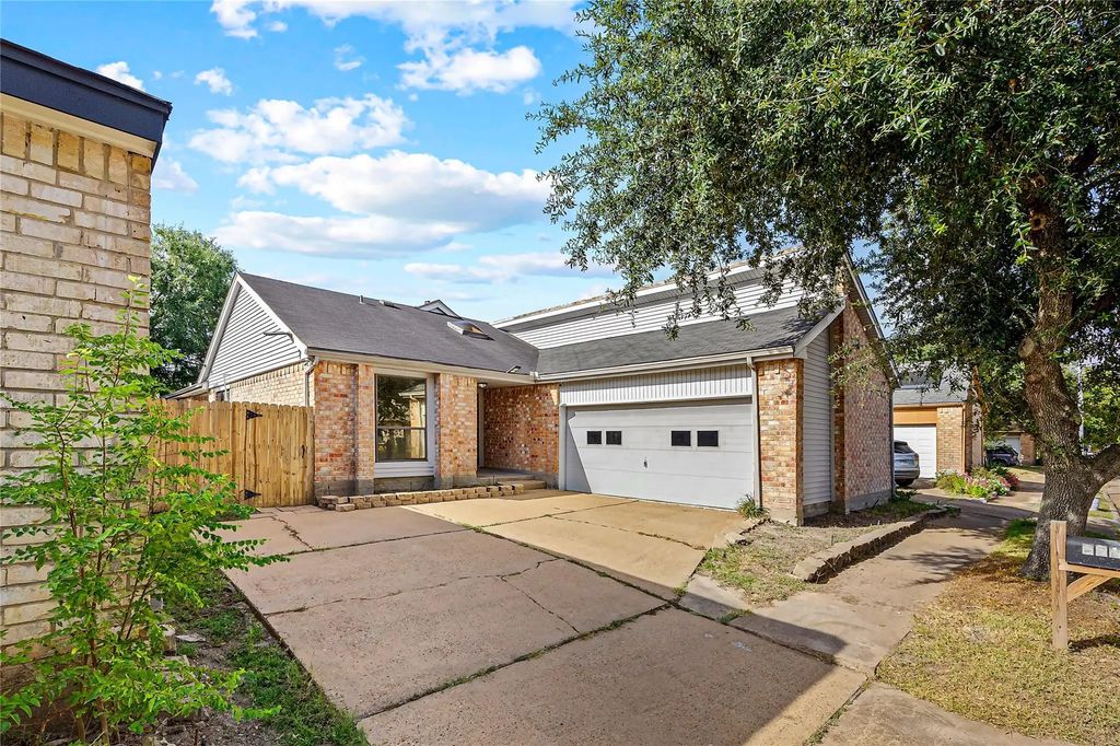 8511 Fawn Terrace Drive, Houston