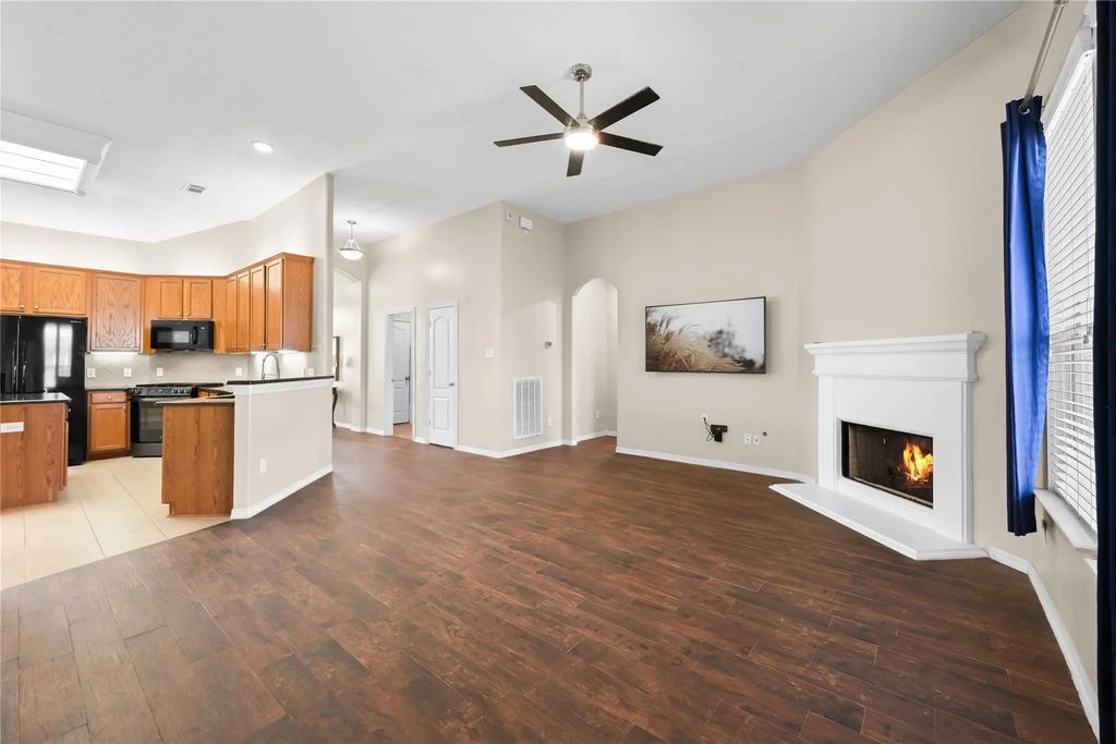 9314 E Lakeside Drive, Magnolia