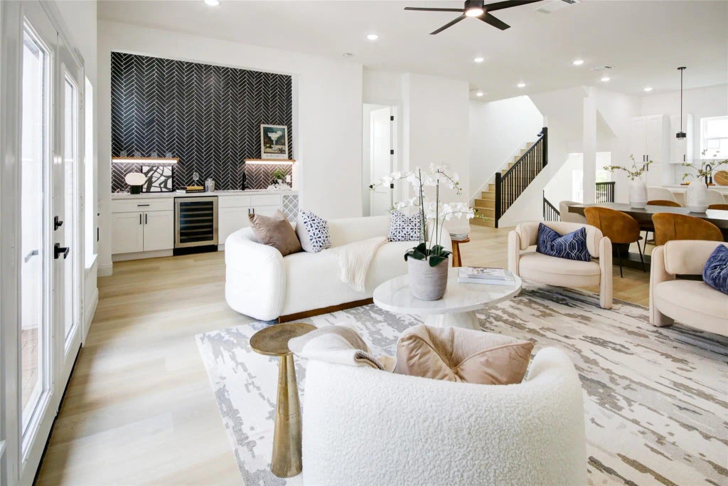 1214 W 24th Street B, Houston