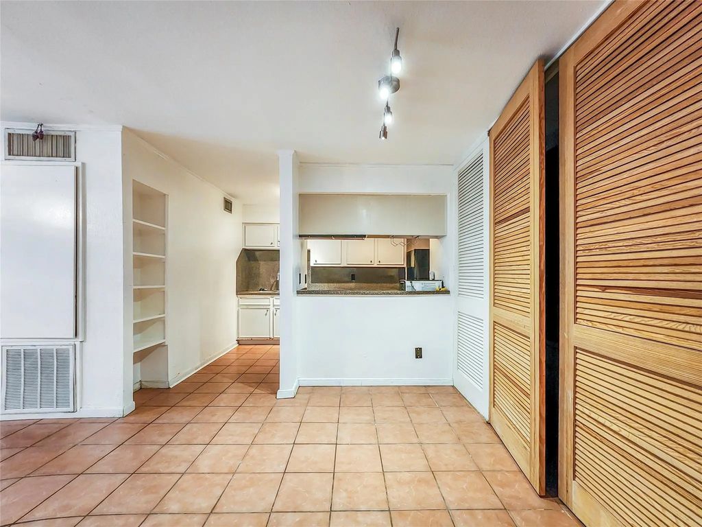 3131 Cummins Street 15, Houston