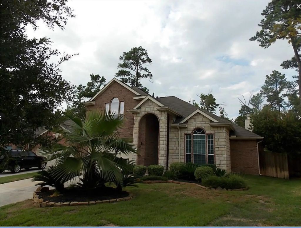 34 Sheltered Arbor Court, The Woodlands
