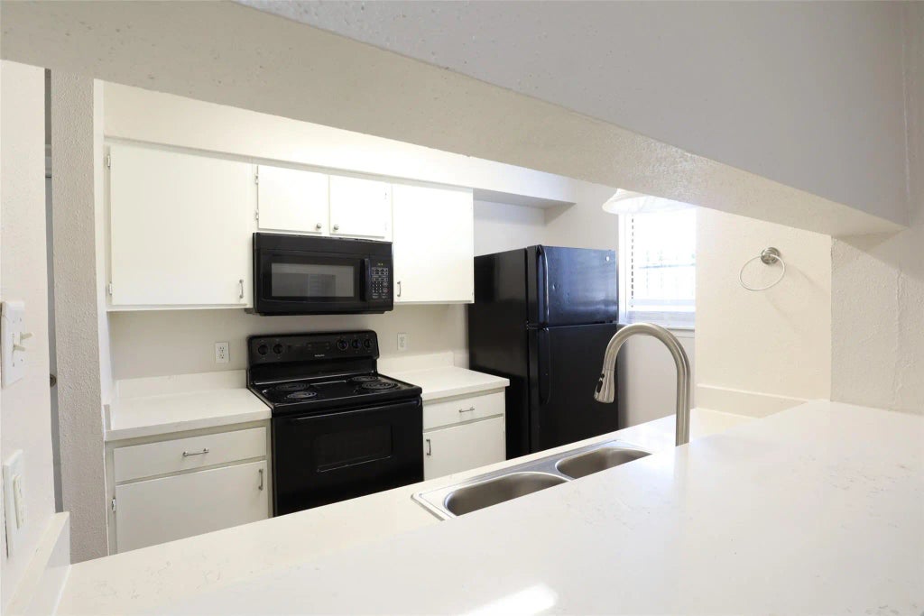 6601 Sands Point Drive 74, Houston