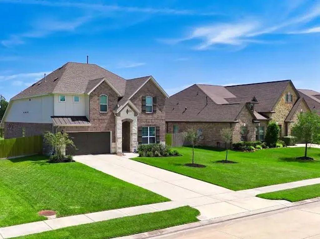 11802 Autumn Leaf Drive, Mont Belvieu