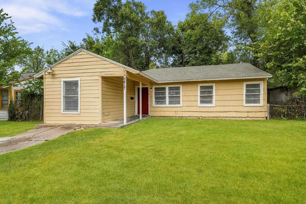 5417 Kenilwood Drive, Houston