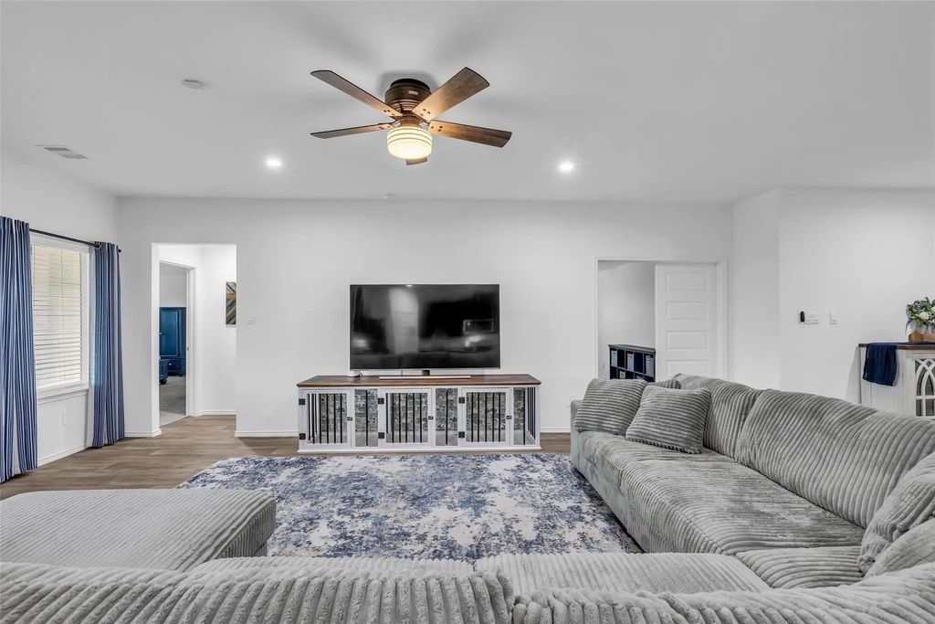 3906 Windstone Glen Way, Richmond