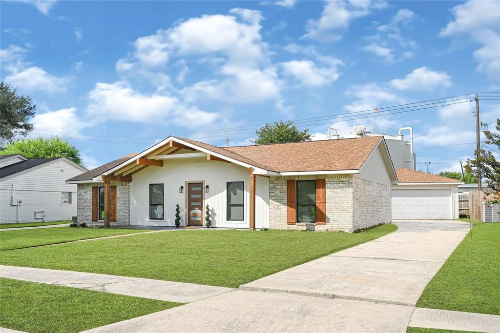 11102 Sagecanyon Drive, Houston