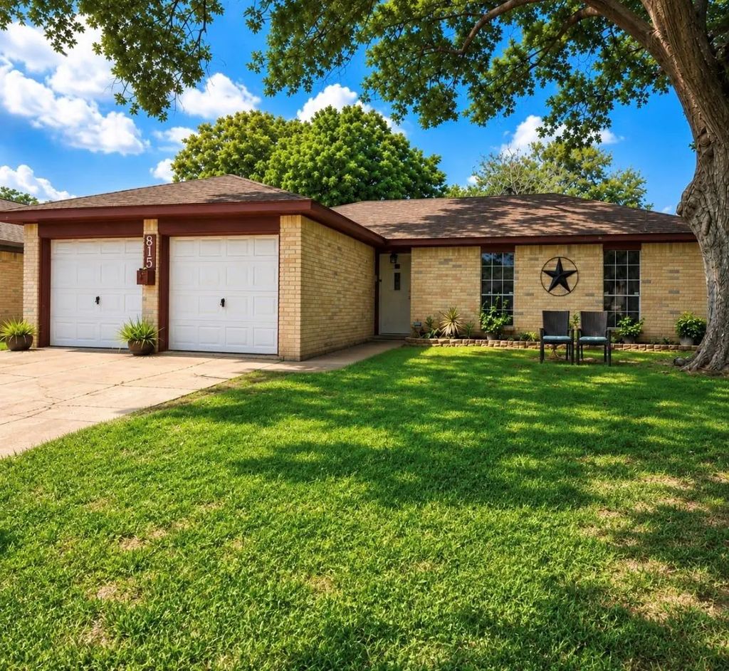 815 Redway Lane, Houston
