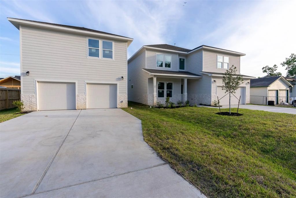 6006 Jerrycrest Drive B, Pearland