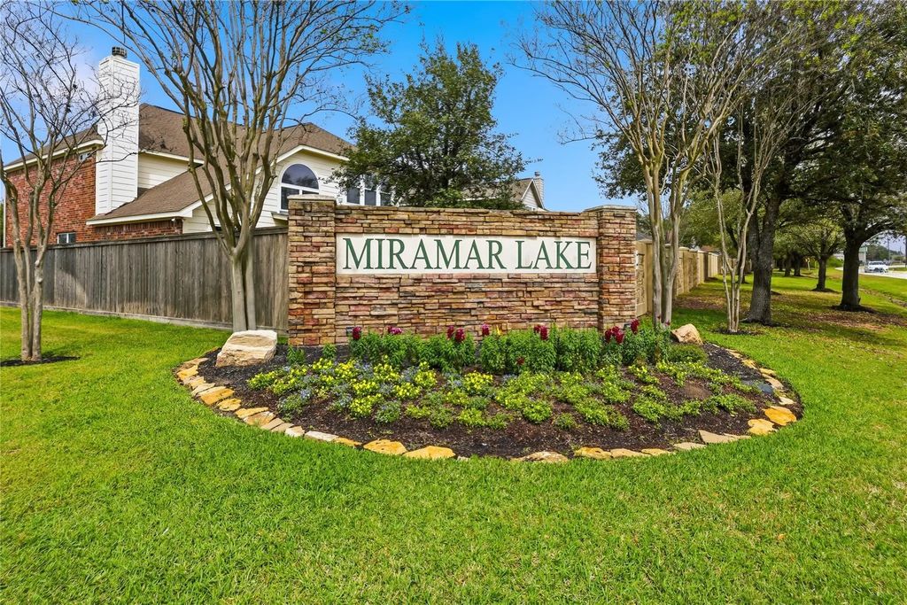 8311 Calico Canyon Drive, Tomball