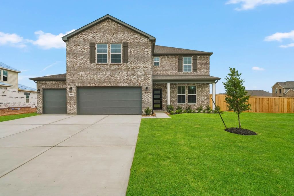 11007 Youngquist Drive, Mont Belvieu