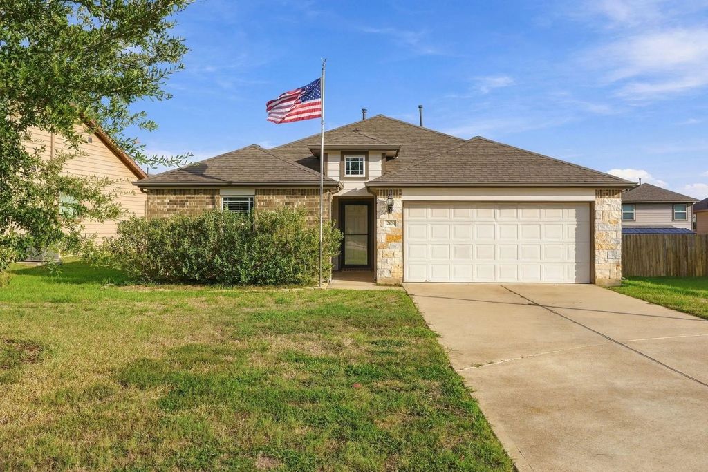 12408 Southern Trail Court, Magnolia