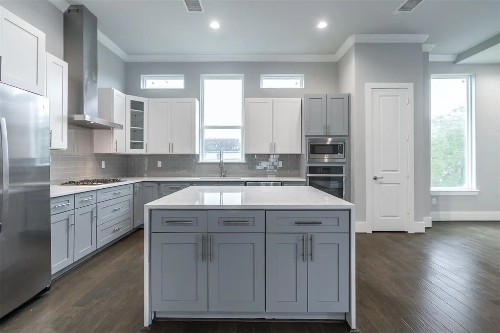 1541 W 22nd Street, Houston