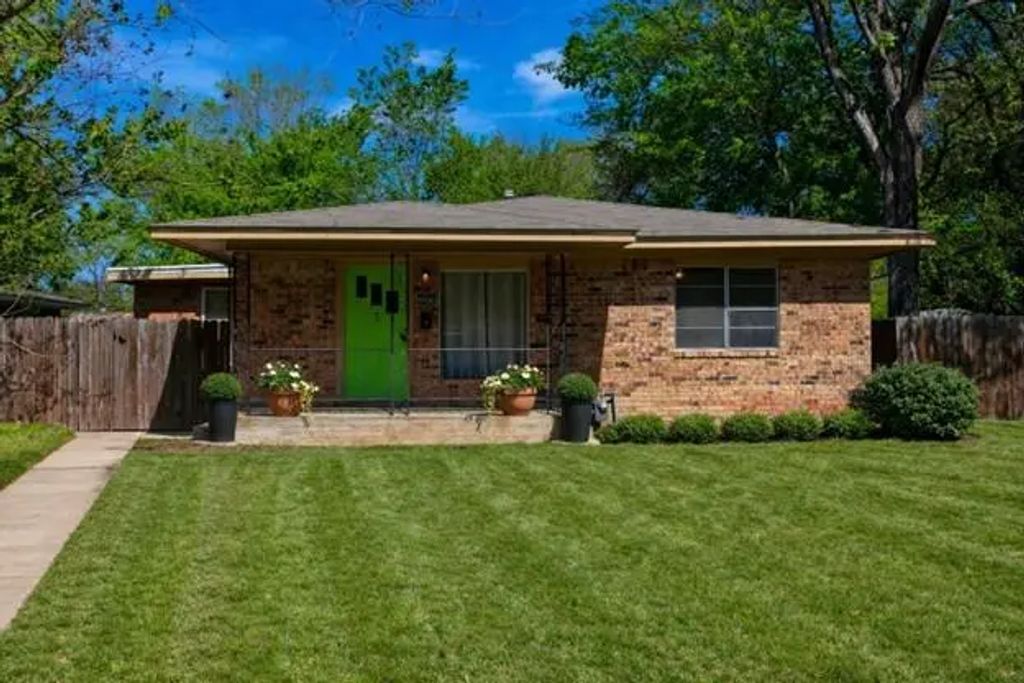 606 Wheelock Street, Hearne