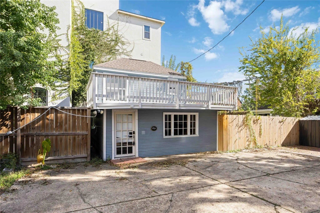1711 1/2 Wentworth Street, Houston