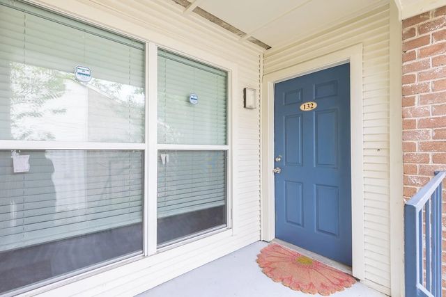 3900 Woodchase Drive 132, Houston