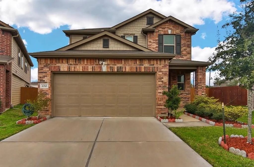 6743 Copper Verde Lane, Houston