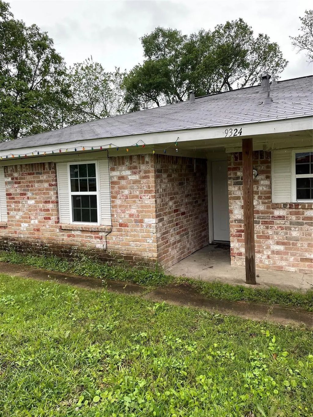 9322 Nyssa Street, Houston
