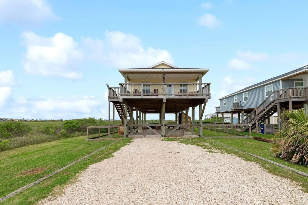 753 Bluewater Highway, Surfside Beach