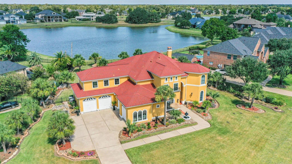 1026 Kings Forest Lane, Richmond