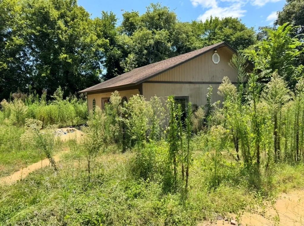 320 County Road 2031, Nacogdoches