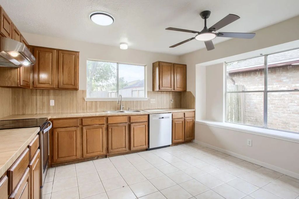 13435 Chipman Glen Drive, Houston