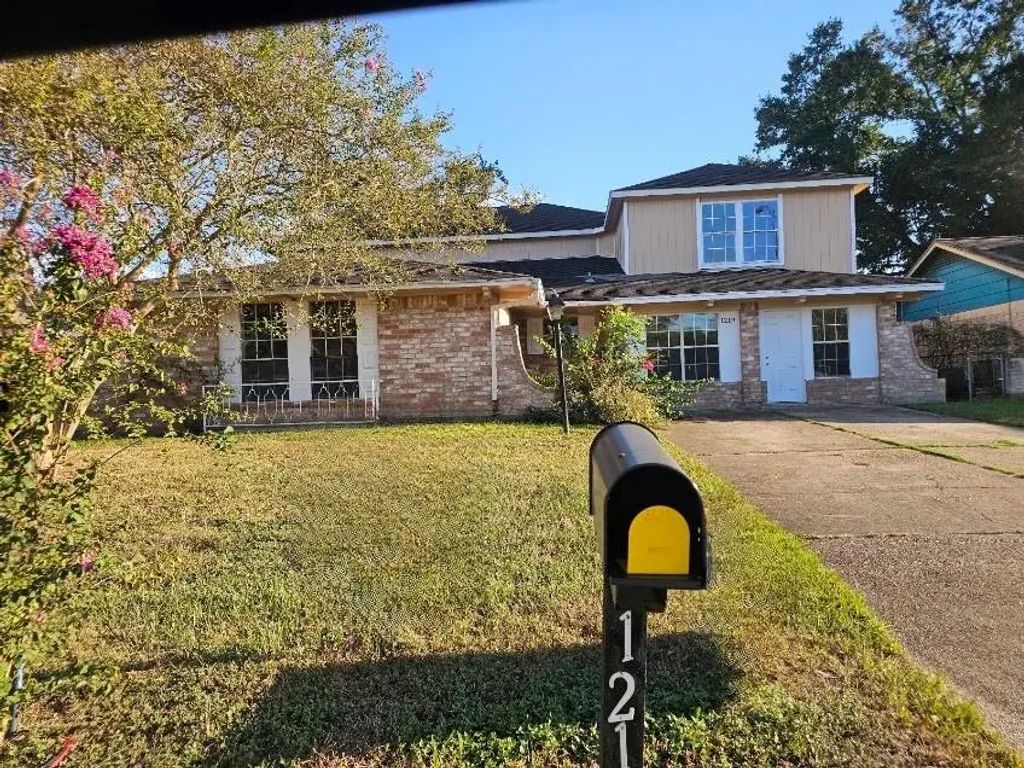 1219 Pilot Point Drive, Houston