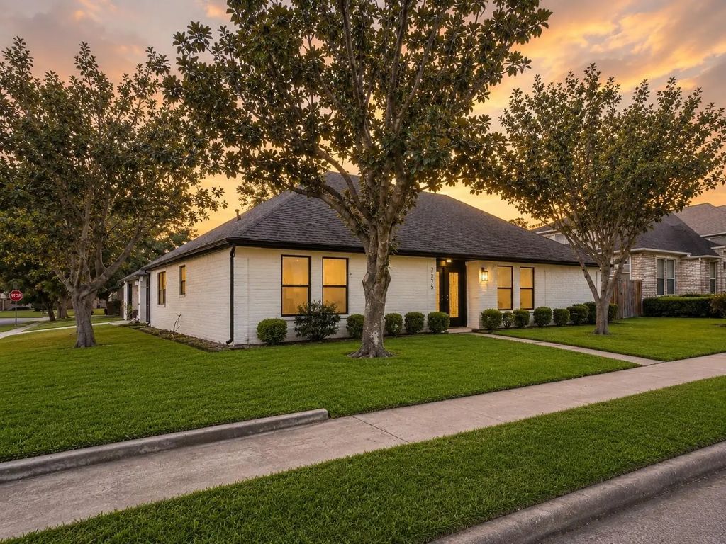 2275 Woodland Springs Street, Houston