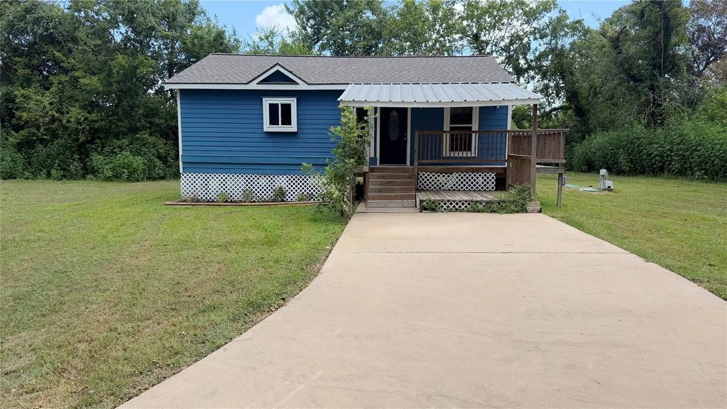 109 Handball Court, Holiday Lakes