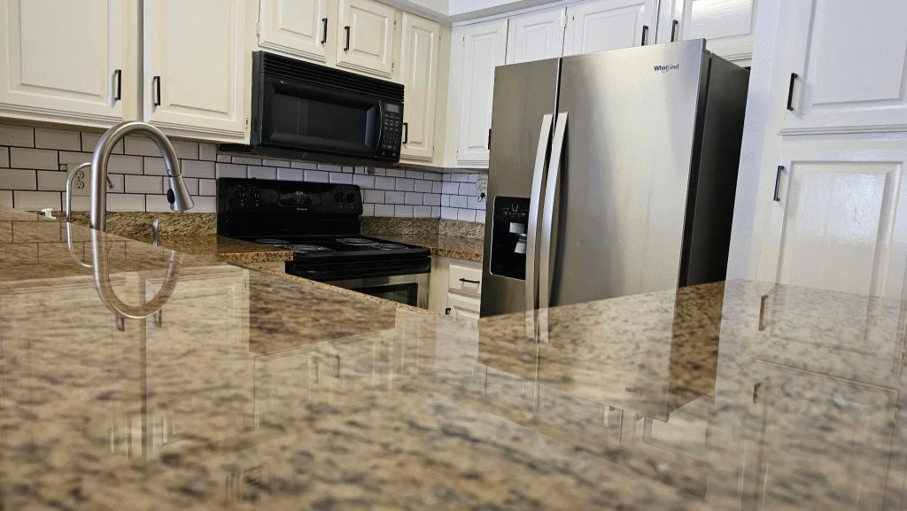 2425 Holly Hall Street 91, Houston