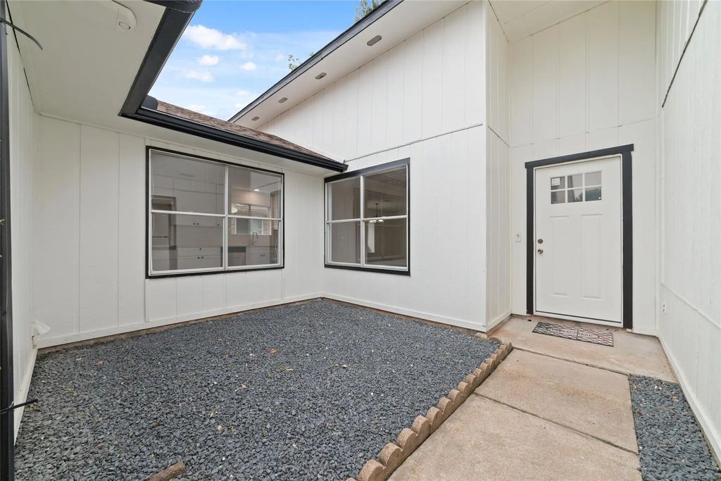 2106 Endicott Lane, Sugar Land