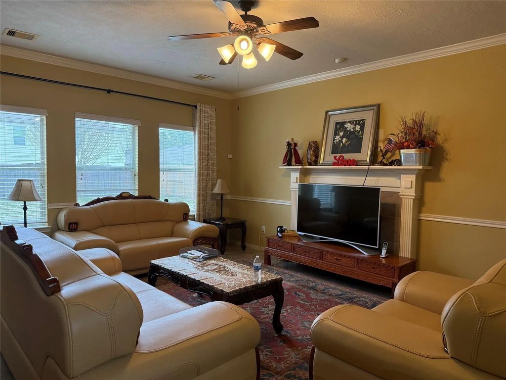 20022 Cypresswood Square, Spring